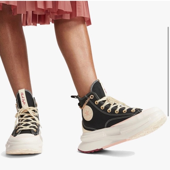 NWOT Converse Run Star Legacy with Love “Valentine’s Day” ❤️ - Picture 2 of 2